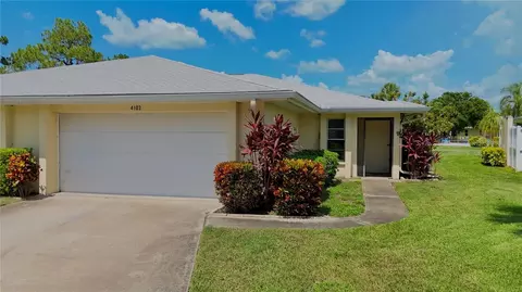 4103 Center Gate Blvd #2, Sarasota, FL 34233
