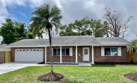 4215 18th Avenue Dr W, Bradenton, FL 34205