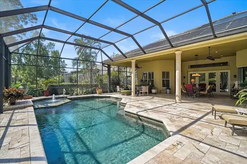Exterior - 448 E Macewen Dr, Osprey, FL 34229 photo 4 of 10