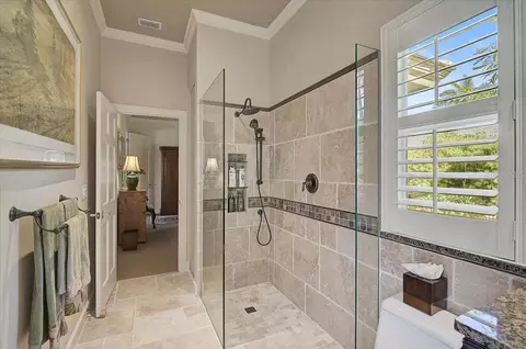 Bath - 448 E Macewen Dr, Osprey, FL 34229 photo 6 of 7