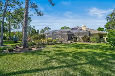 Exterior - 448 E Macewen Dr, Osprey, FL 34229 photo 10 of 10