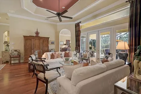 Living - 448 E Macewen Dr, Osprey, FL 34229 photo 3 of 6