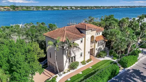 2508 Casey Key Rd, Nokomis, FL 34275