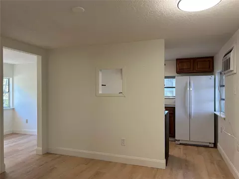 Living - 2024 Dixie Ave, Eustis, FL 32726 photo 1 of 3