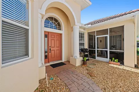 7708 32nd St E, Sarasota, FL 34243