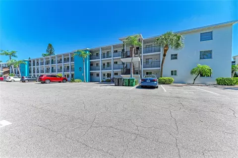 2431 Flamingo Blvd #K25, Bradenton, FL 34207