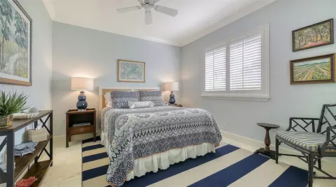Bedroom - 434 Macewen Dr, Osprey, FL 34229 photo 4 of 5
