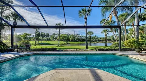 Exterior - 434 Macewen Dr, Osprey, FL 34229 photo 6 of 13