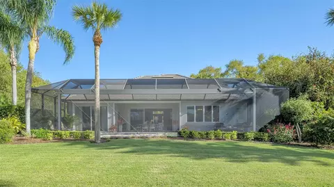 Exterior - 434 Macewen Dr, Osprey, FL 34229 photo 11 of 13