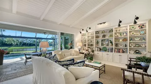 Living - 434 Macewen Dr, Osprey, FL 34229 photo 2 of 7