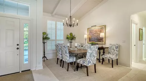 Dining - 434 Macewen Dr, Osprey, FL 34229 photo 1 of 4