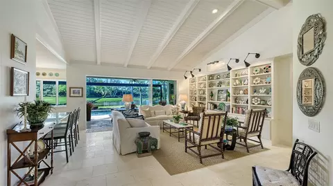 Living - 434 Macewen Dr, Osprey, FL 34229 photo 1 of 7