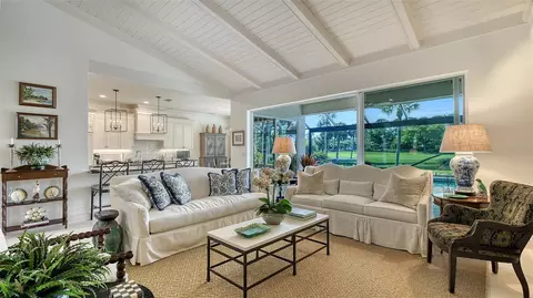 Living - 434 Macewen Dr, Osprey, FL 34229 photo 4 of 7