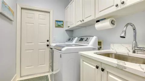 Other - 434 Macewen Dr, Osprey, FL 34229 photo 4 of 5