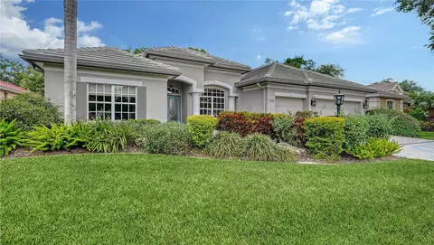 4823 Carrington Cir, Sarasota, FL 34243