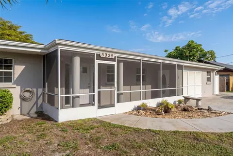 5929 Murdock Ave, Sarasota, FL 34231