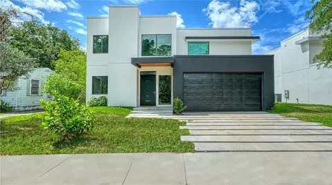 1734 Wisconsin Ln, Sarasota, FL 34239