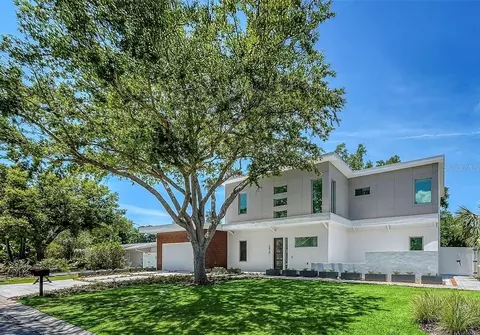 2010 Hyde Park Cir, Sarasota, FL 34239