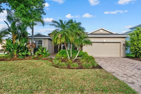 6634 38th St E, Sarasota, FL 34243