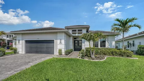 5018 Surfside Cir, Lakewood Ranch, FL 34211
