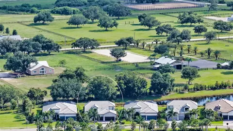 7872 Mainsail Ln, Sarasota, FL 34240