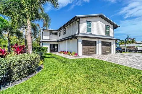 7149 Longboat Dr N, Longboat Key, FL 34228
