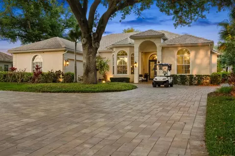 19 N Cayman Isles Blvd, Englewood, FL 34223