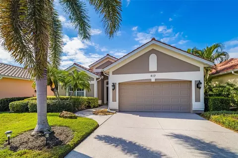613 Misty Pine Dr, Venice, FL 34292