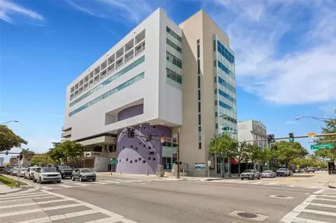 1990 Main St #4, Sarasota, FL 34236