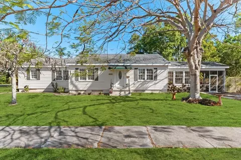 2514 15th Ave W, Bradenton, FL 34205