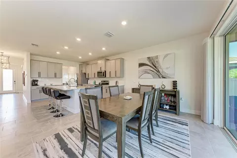 Dining - 5336 Grove Mill Loop, Bradenton, FL 34211 photo 1 of 3