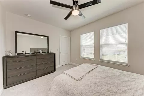 Bedroom - 5336 Grove Mill Loop, Bradenton, FL 34211 photo 11 of 11