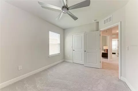 Bedroom - 5336 Grove Mill Loop, Bradenton, FL 34211 photo 5 of 11