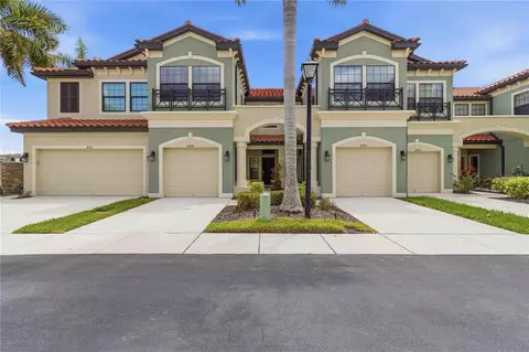 4995 Oarsman Ct, Sarasota, FL 34243