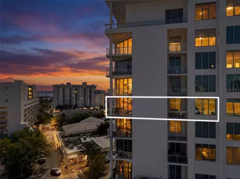 111 S Pineapple Ave #806, Sarasota, FL 34236
