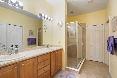 Bath - 11547 52nd Ct E, Parrish, FL 34219 photo 1 of 3