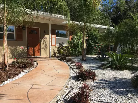 1415 S School Ave, Sarasota, FL 34239