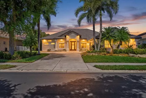 220 Dove Trl, Bradenton, FL 34212