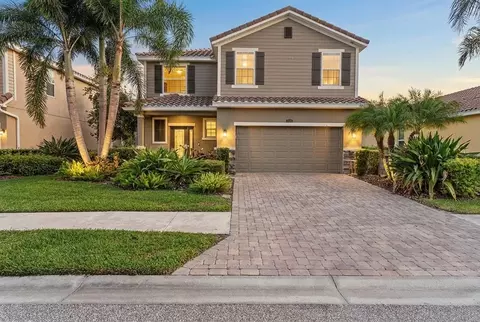 5439 Cartagena Dr, Sarasota, FL 34233