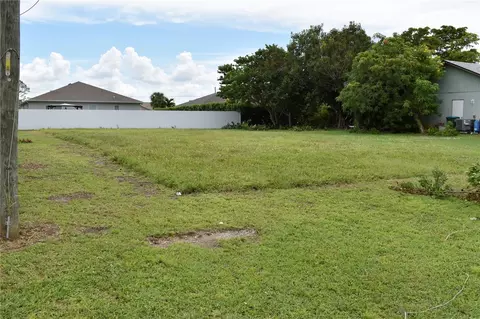 706 SW 21 St, Cape Coral, FL 33991