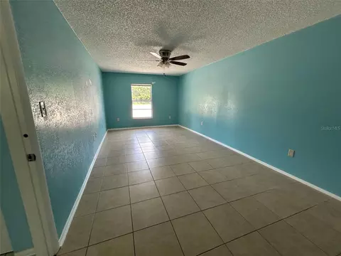 Living - 1031 30th Ave E, Bradenton, FL 34208 photo 7 of 7