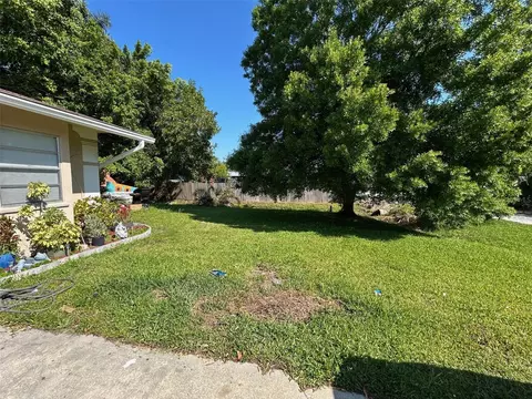 Exterior - 1031 30th Ave E, Bradenton, FL 34208 photo 6 of 6