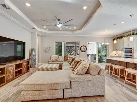 Living - 14958 Contenta Loop, Bradenton, FL 34211 photo 1 of 2