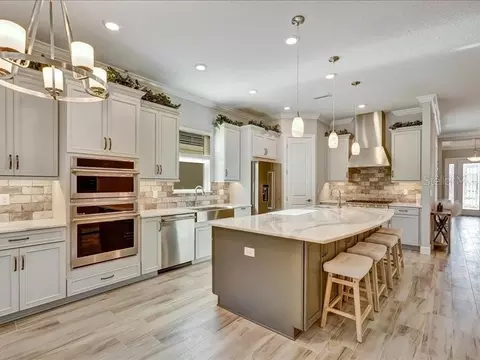 Kitchen - 14958 Contenta Loop, Bradenton, FL 34211 photo 2 of 5