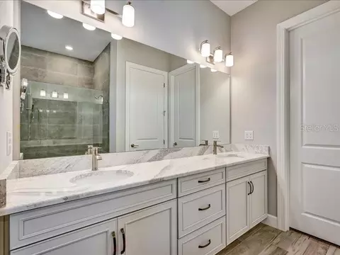 Bath - 14958 Contenta Loop, Bradenton, FL 34211 photo 1 of 6