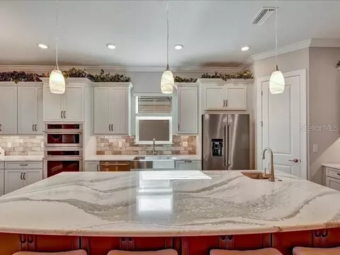 Kitchen - 14958 Contenta Loop, Bradenton, FL 34211 photo 1 of 5