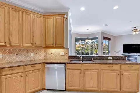 Kitchen - 7344 Arrowhead Run, Lakewood Ranch, FL 34202 photo 2 of 2