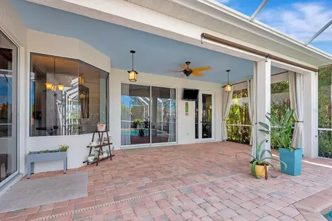 Exterior - 7344 Arrowhead Run, Lakewood Ranch, FL 34202 photo 2 of 4