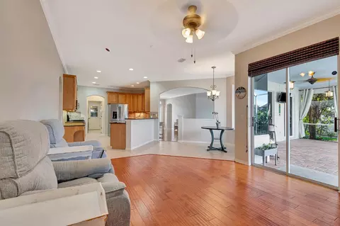 Living - 7344 Arrowhead Run, Lakewood Ranch, FL 34202 photo 2 of 2