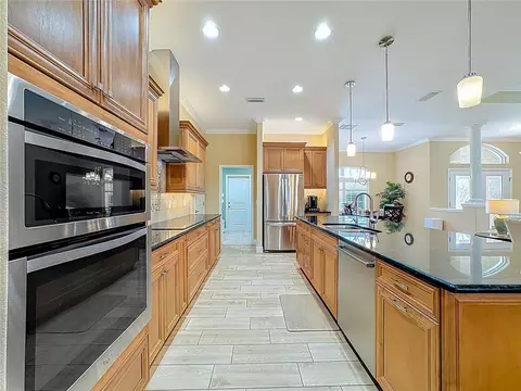 Kitchen - 15315 37th Ct E, Parrish, FL 34219 photo 7 of 8